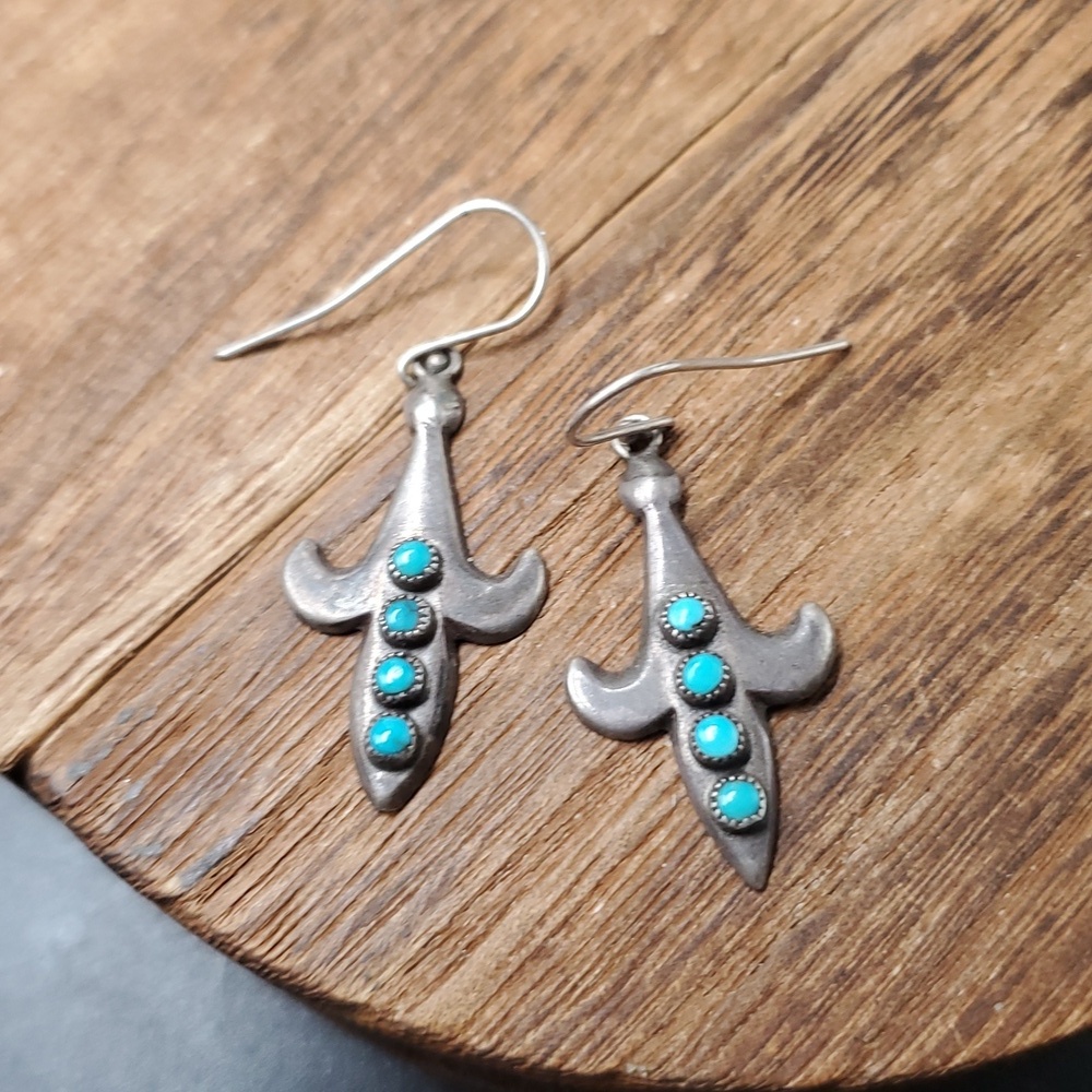 E3261 navajo indian sterling silver earrings collectors dream